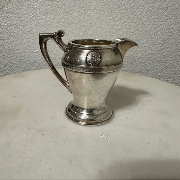 Olympic‎ Hotel 1928 Antique L. Barth & Son Nickel Silver Creamer / Syrup Pitcher - Picture 4 of 4